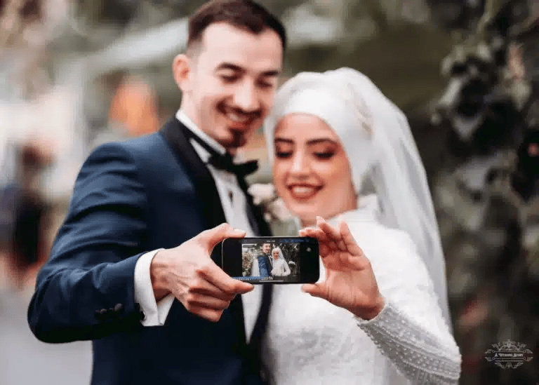afghan-bride-groom-wellington-wedding-selfie-768×549-1