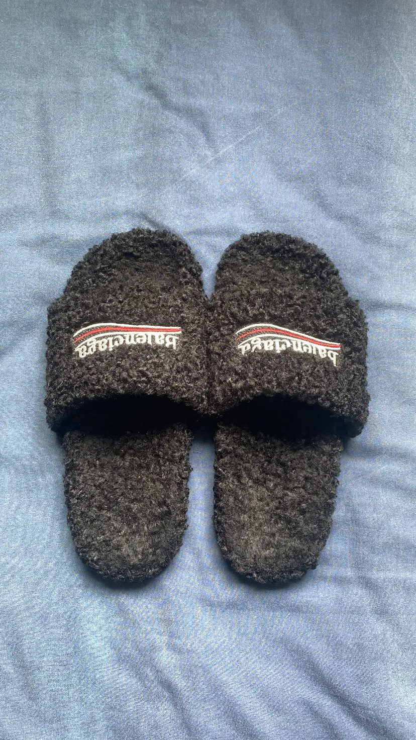 877666C2-7C0F-4456-80C6-3A4DDDD05590