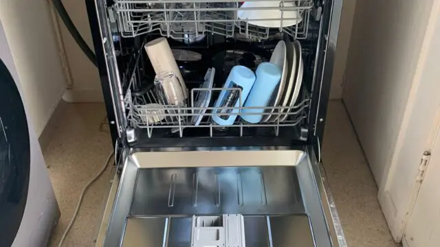 Kogan-60cm-Freestanding-Dishwasher-3