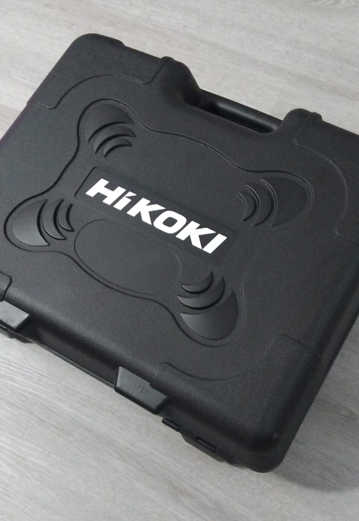 BRAND NEW Hikoki cordless finishing gun buysellswap.nz